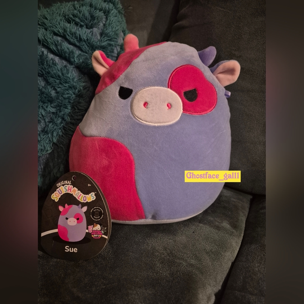 NWOT 8" Rare 2025 Squishmallows Day Sue the Cow Plush